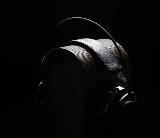 Słuchawki AudioQuest NightHawk Carbon – perfekcyjna jakość dźwięku, unikatowy styl