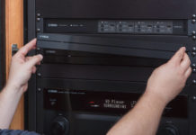 Audio w całym domu – strefowe wzmacniacze instalacyjne Yamaha XDA-AMP5400RK i XDA-QS5400RK